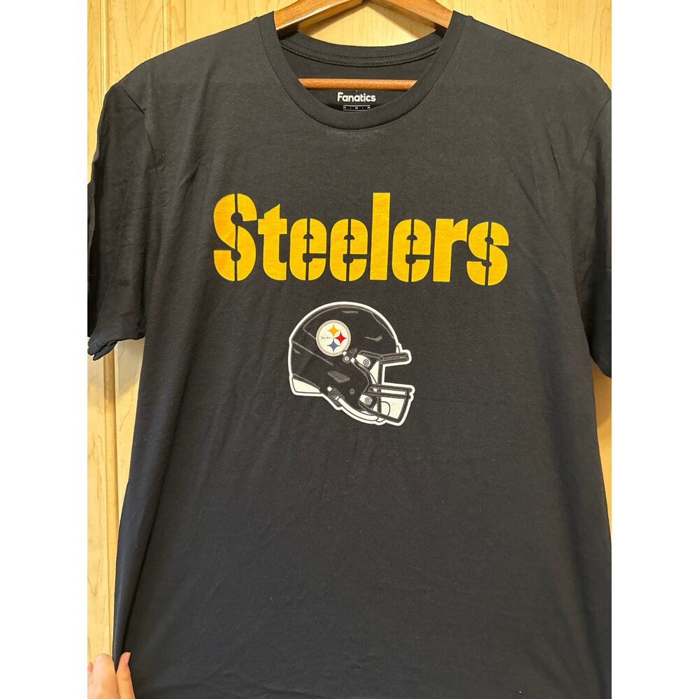 Pittsburgh Steelers‎ TShirt, Russell Wilson #3, Medium, Black